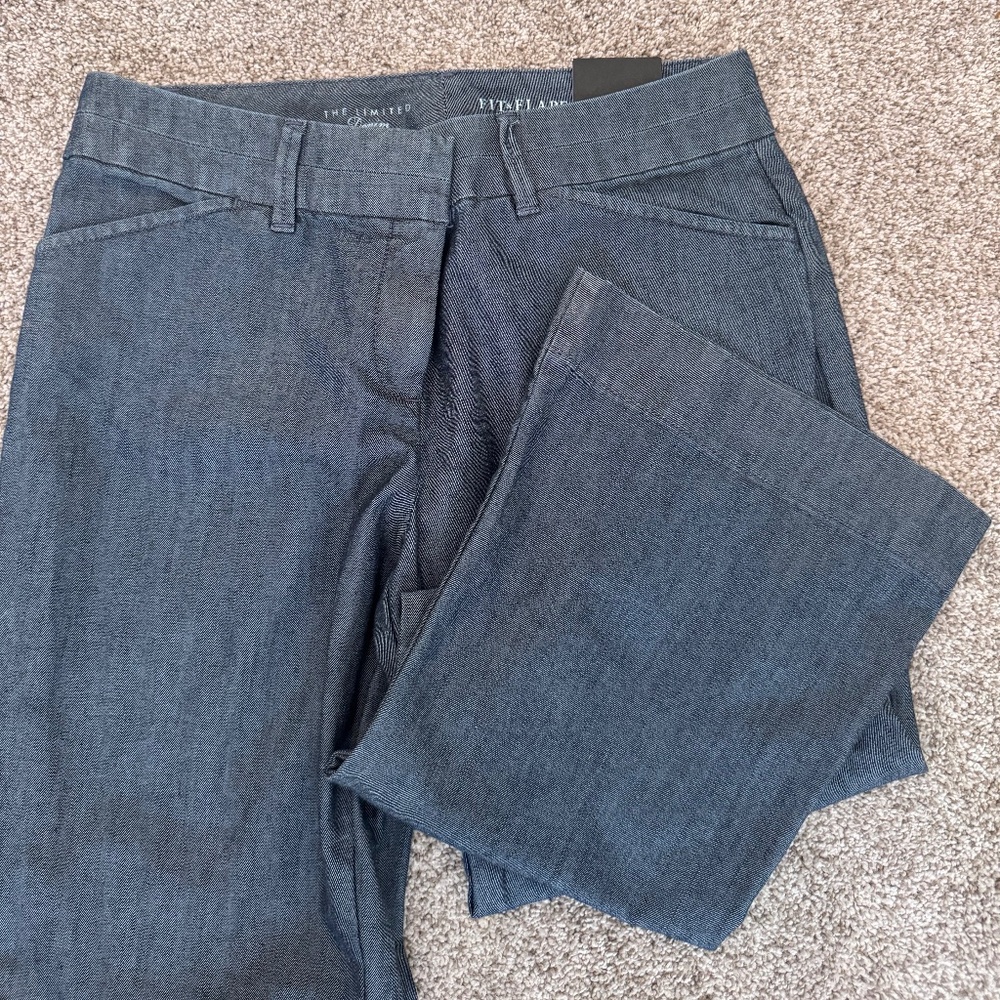 Limited Fit & Flare 312 Jeans